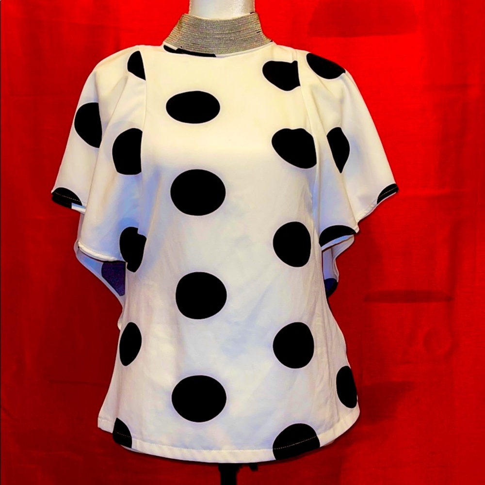 Woman’s ft inc blinged chocker black and white top